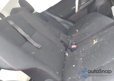 2015 Toyota Rav4 Xle z USA, uszkodzony, nr VIN JTMWFREV0FD071444